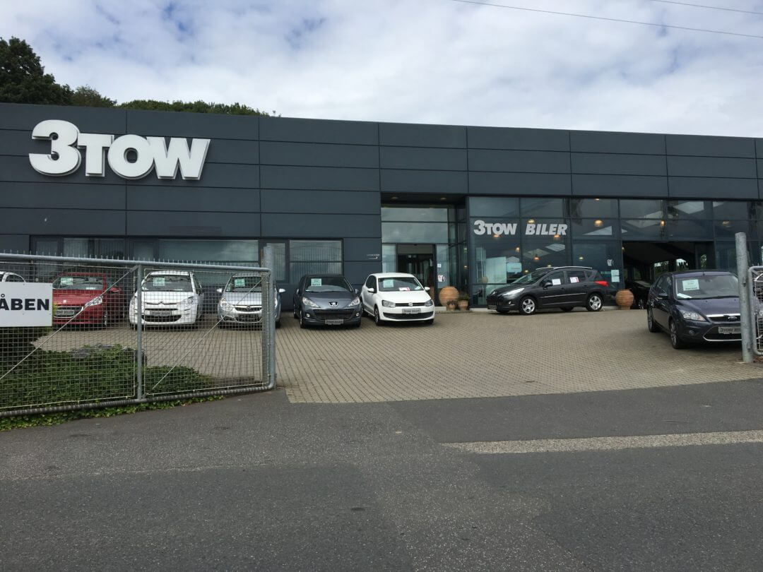 Facaden af 3tow biler i Silkerborg